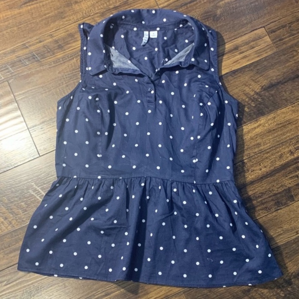Elle blouse size M